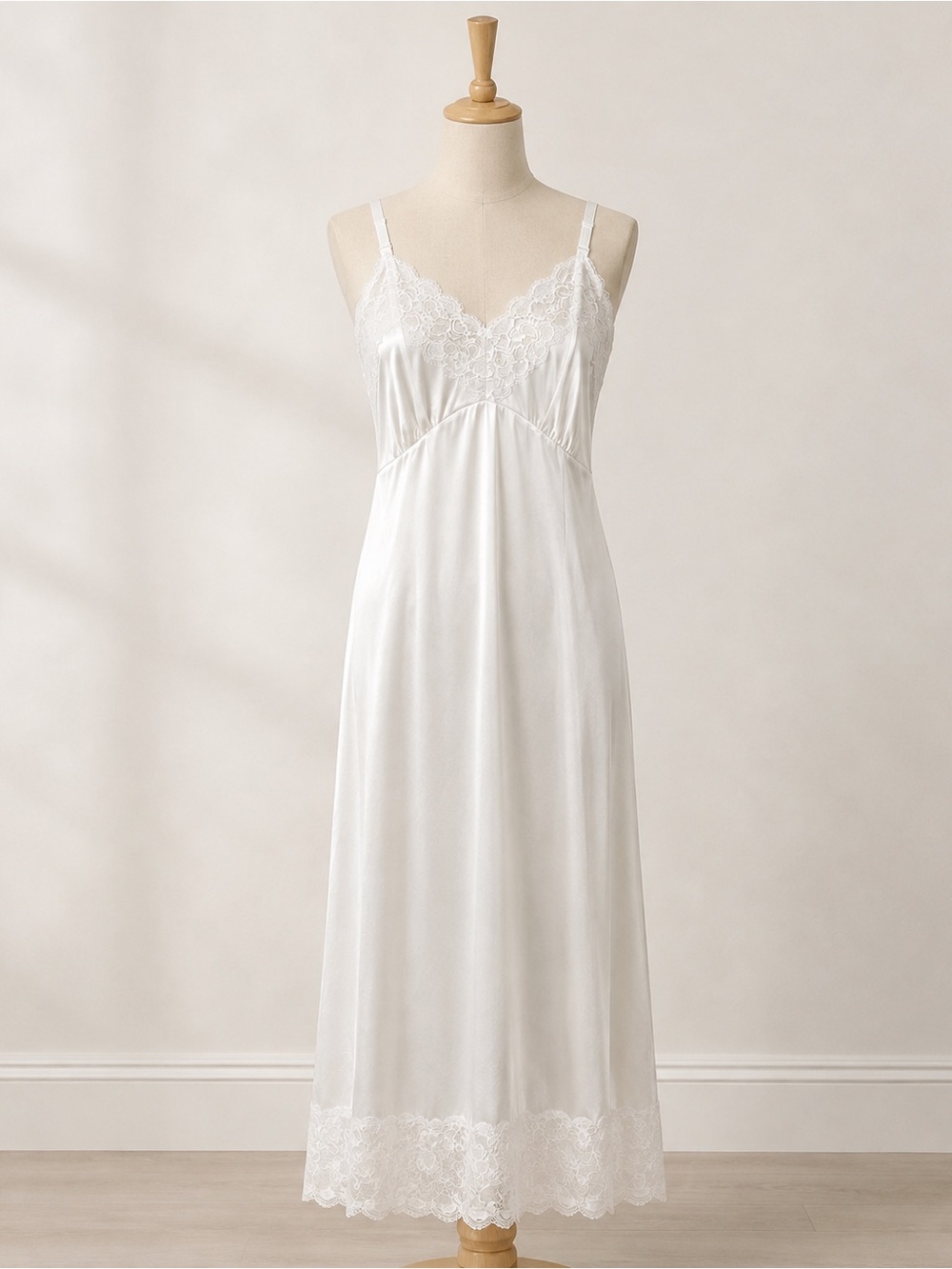 Velrose Vintage White Full Slip Nightgown Size 44 Lace Trim Made in USA